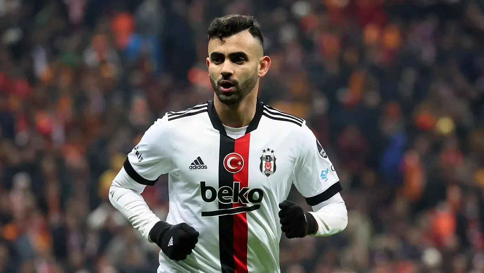 Rachid Ghezzal Beşiktaş'a Veda Etti