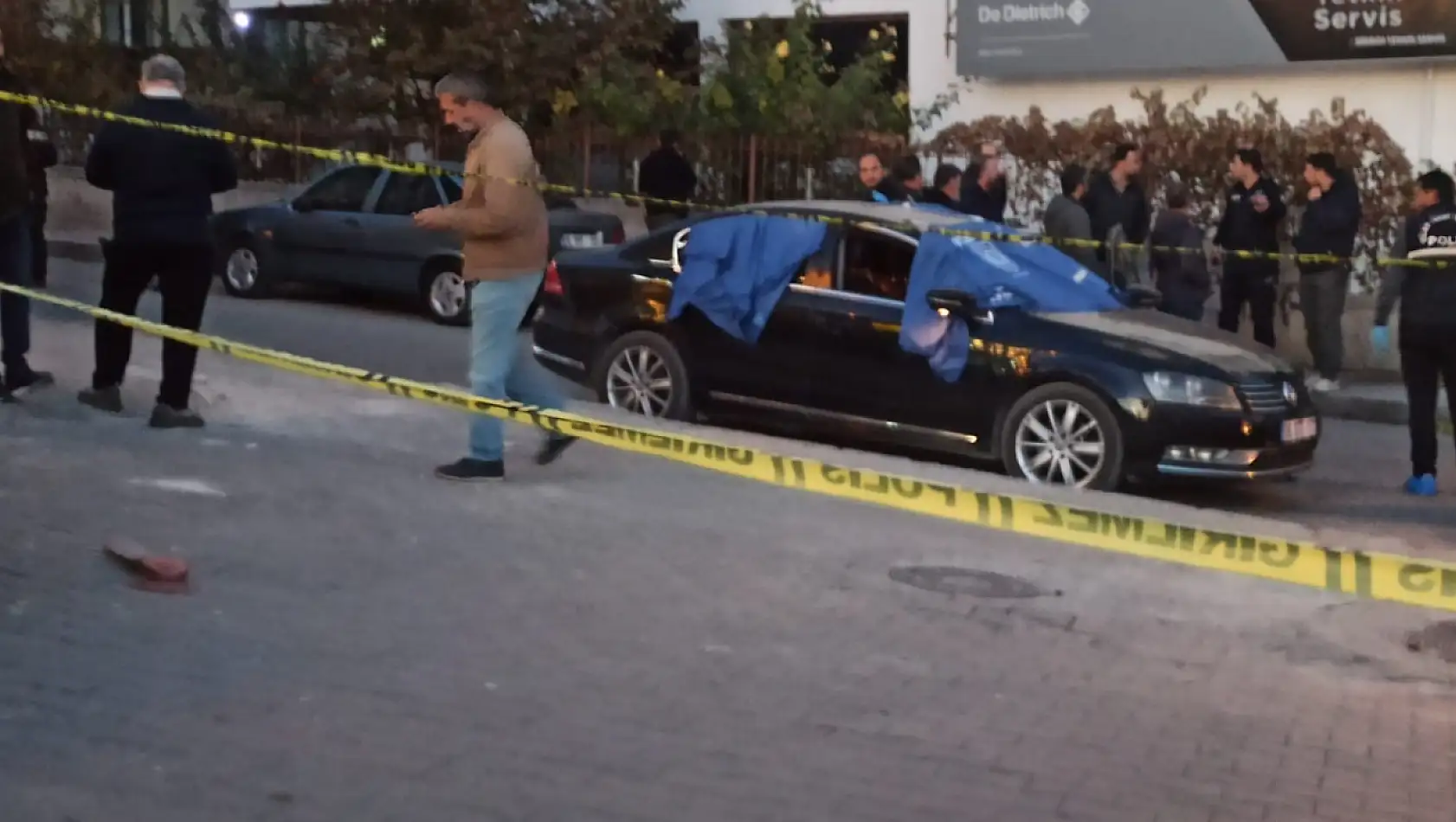 Sonunda Bu da Oldu! Kiracı Ev Sahibini Direksiyon Başındayken Silahla Vurarak Öldürdü