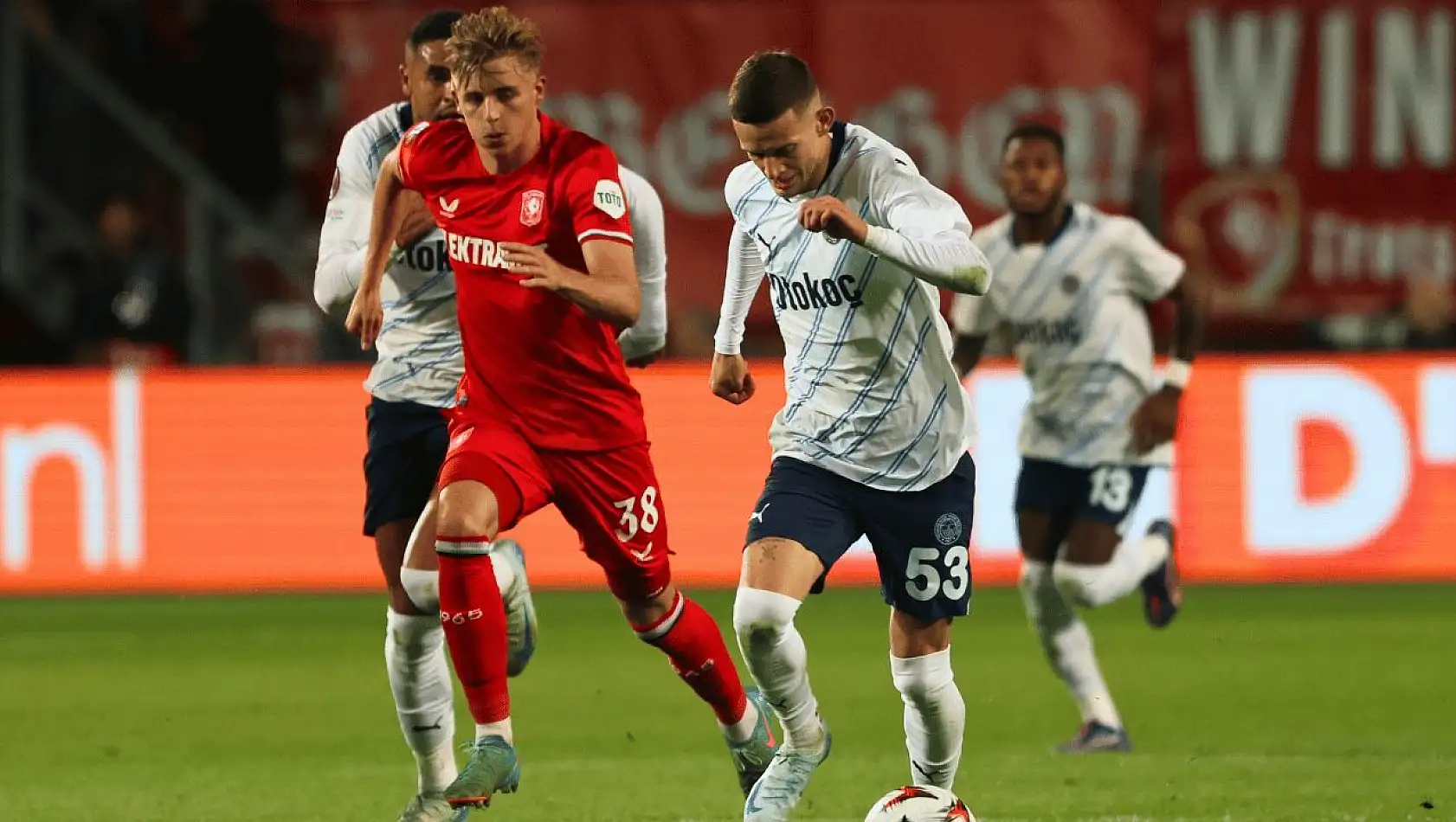 Twente 1-1 Fenerbahçe Maç Özeti ve Golleri İzle!