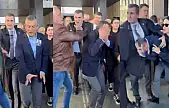 Sırrı Süreyya Önder'e veda töreninde Özgür Özel'e Saldırı! Saldırgan Kim?