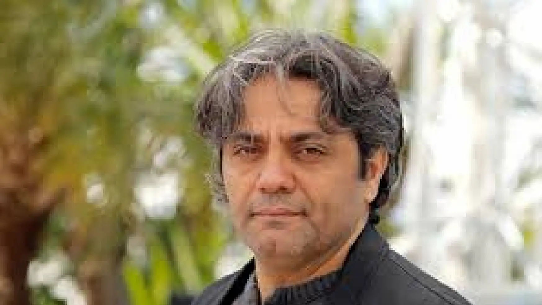 Altın Ayı Kazanan Yönetmene Ülkesi İran Kırbaç Cezası Verdi