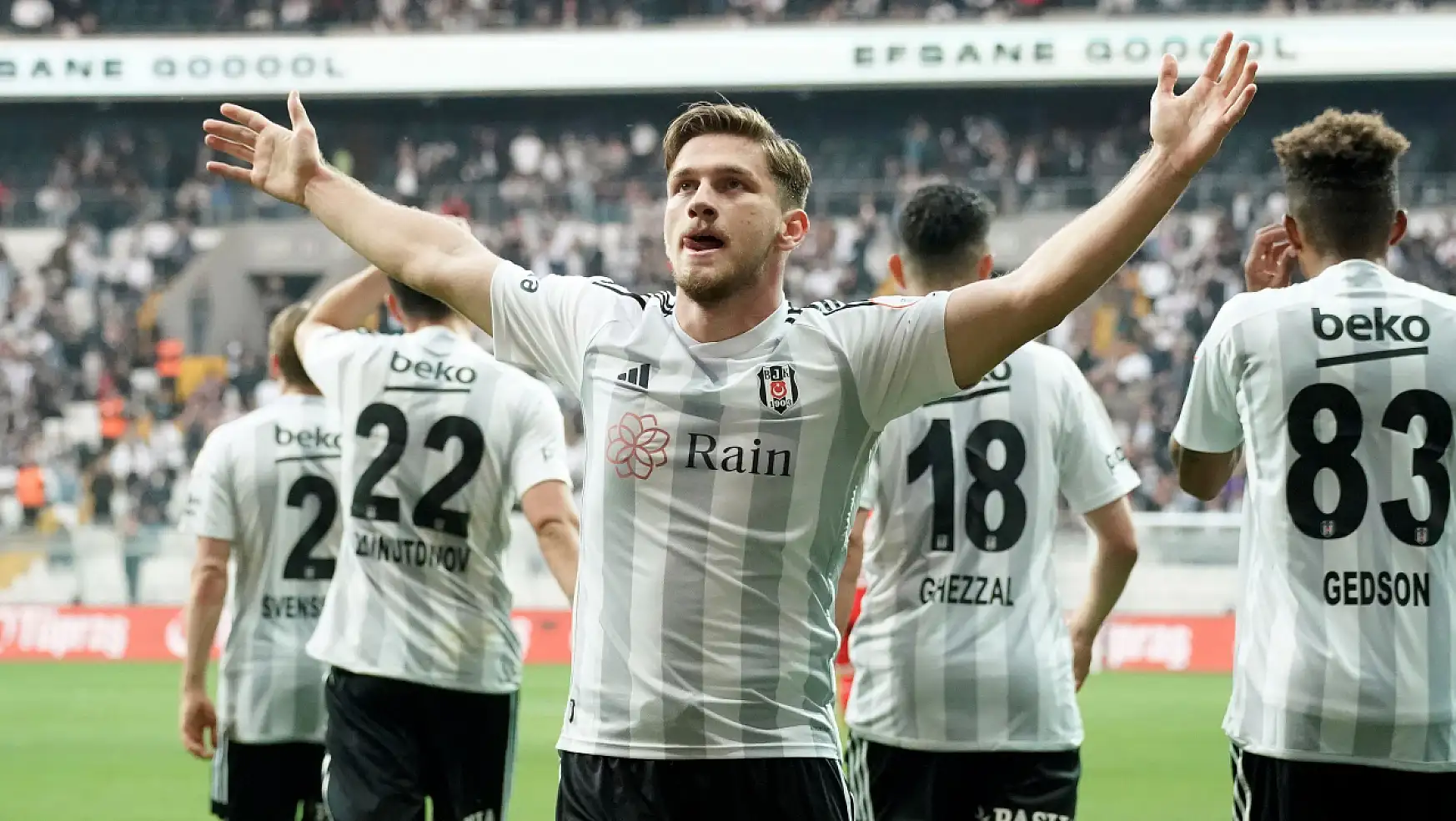Beşiktaş'ın Fenerbahçe Karşısındaki Kozu Semih Kılıçsoy Olacak