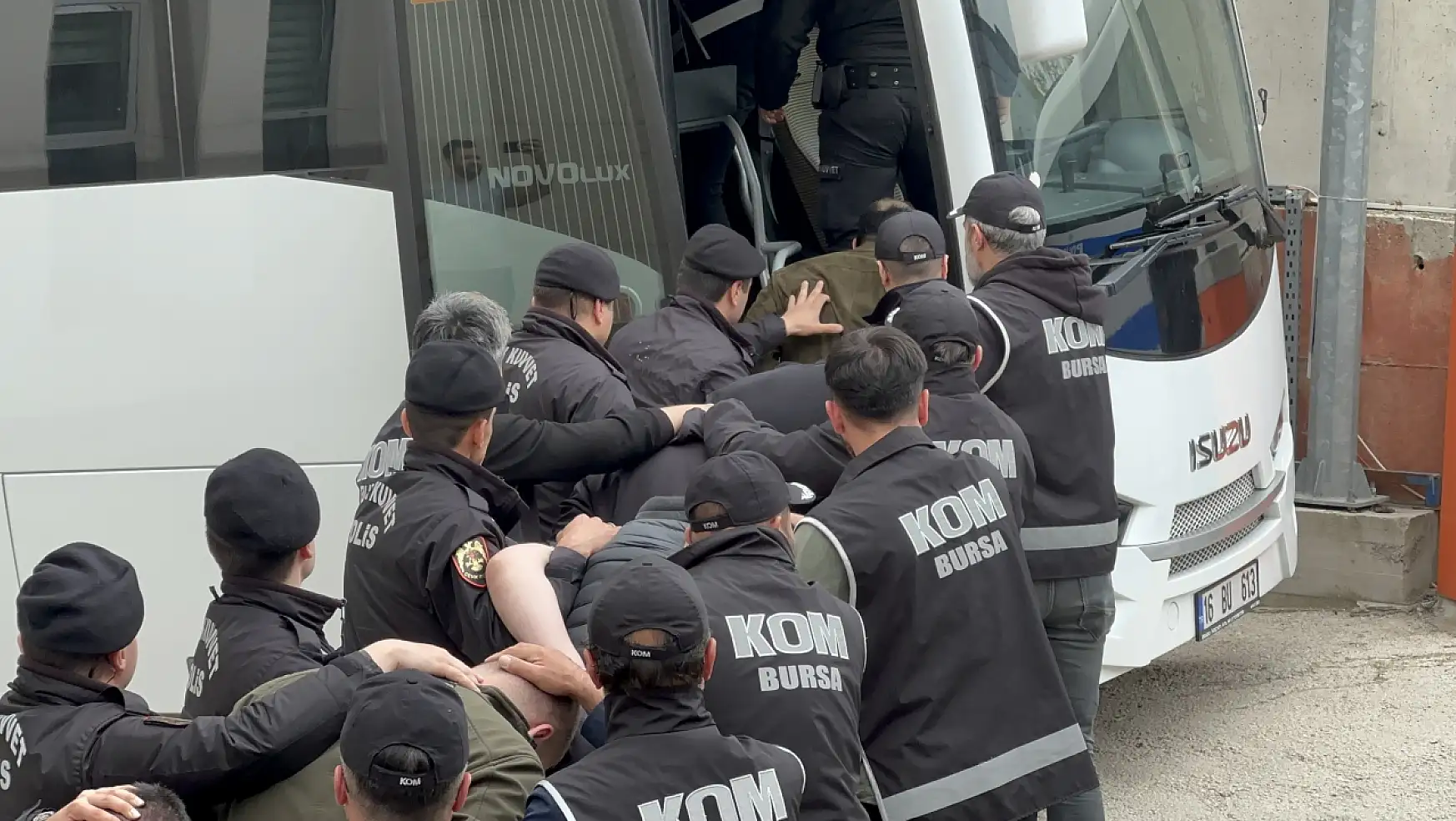 Bursa'da MAHZEN-32 Operasyonu: Çete Çökertildi