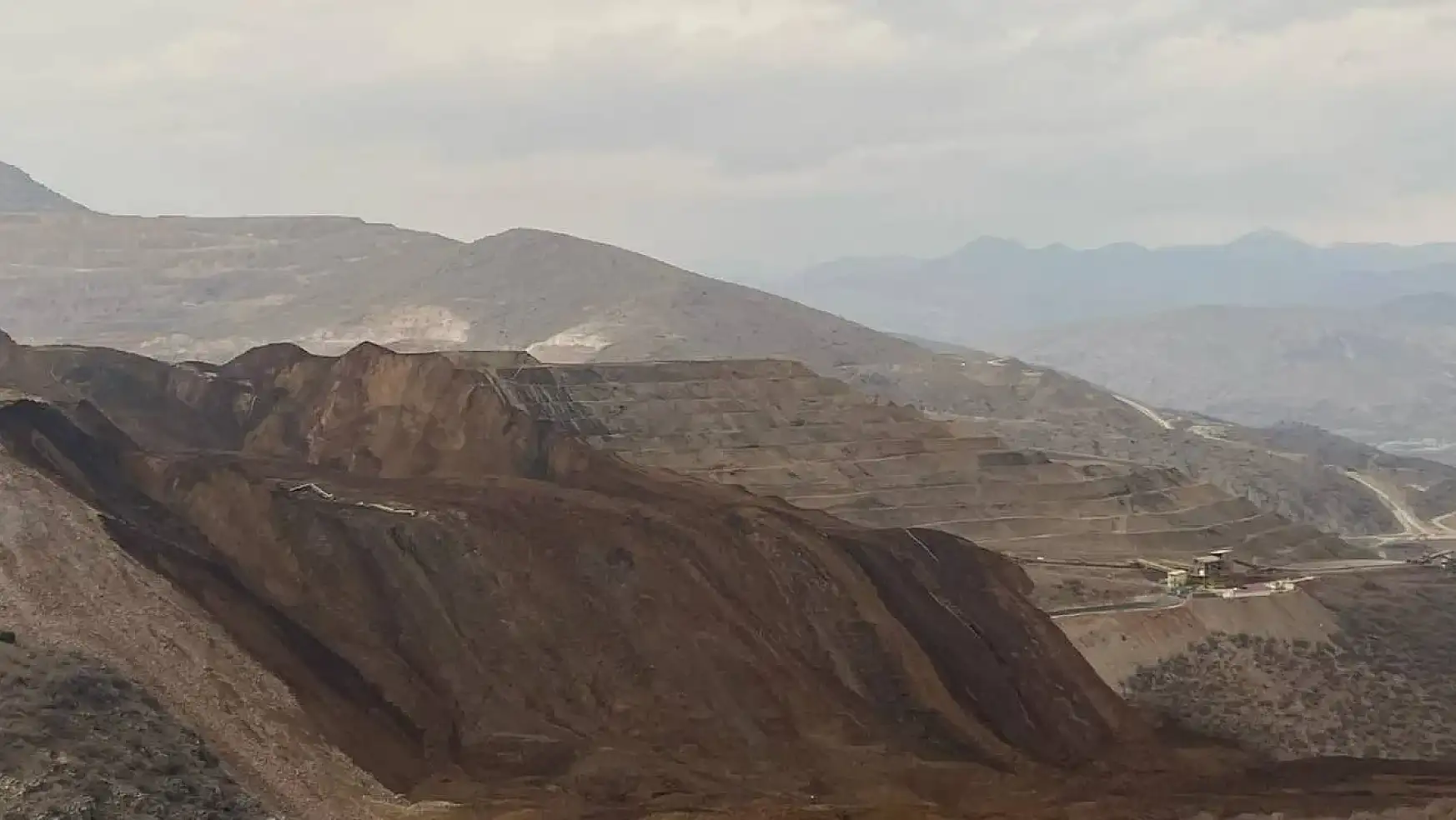 Erzincan'daki Maden Şirketinin Yöneticileri Gözaltına Alındı