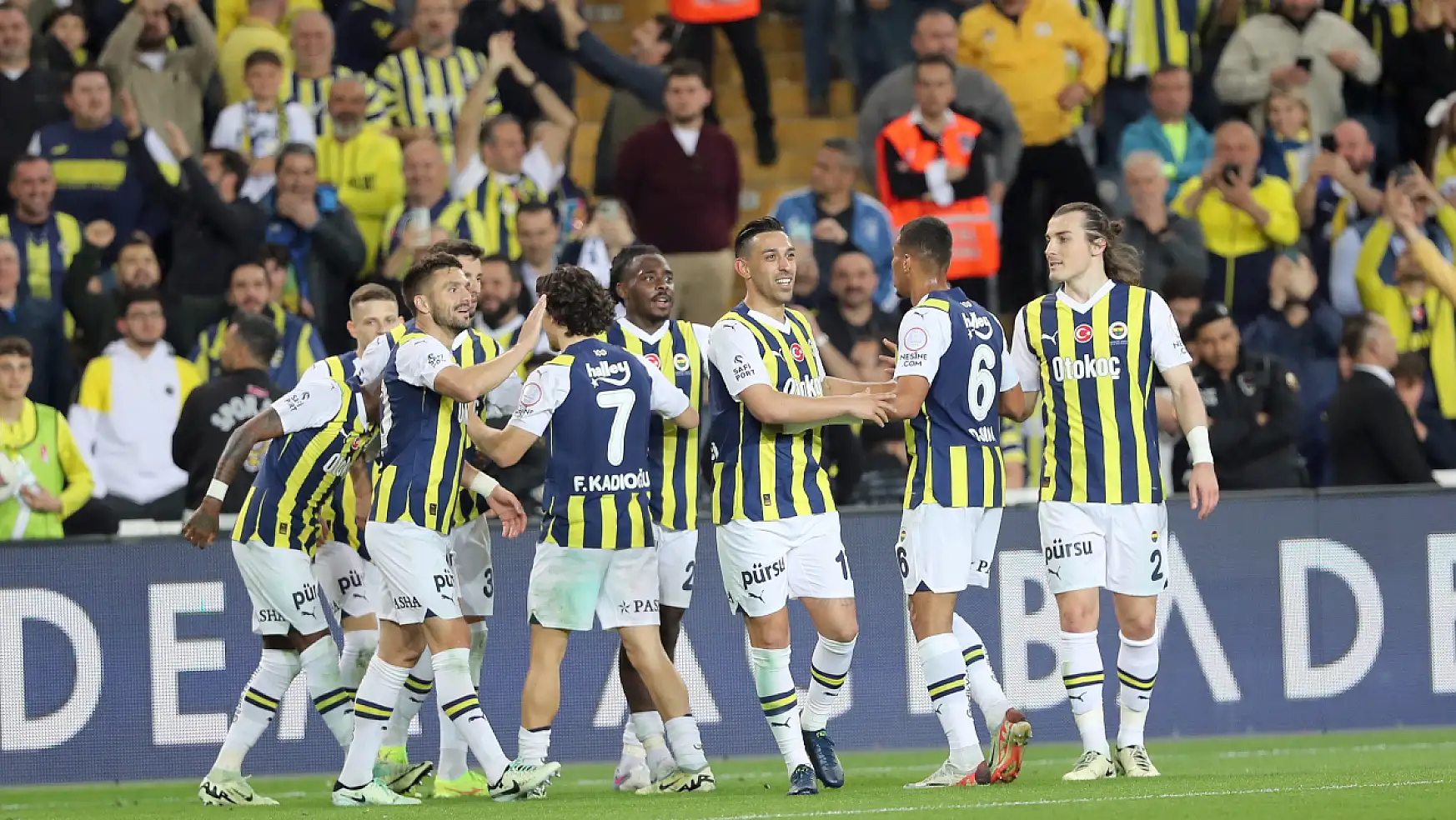 Fenerbahçe 2-1 Beşiktaş Maç Özeti ve Golleri İzle 27 Nisan 2024