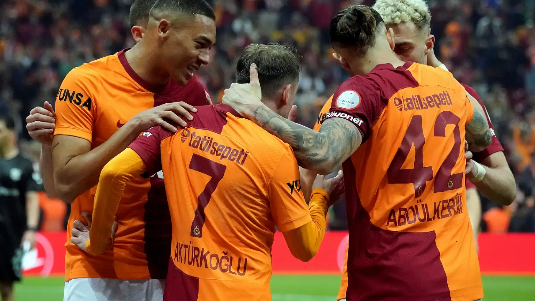 Galatasaray'ın Evinde Bileği Bükülmüyor
