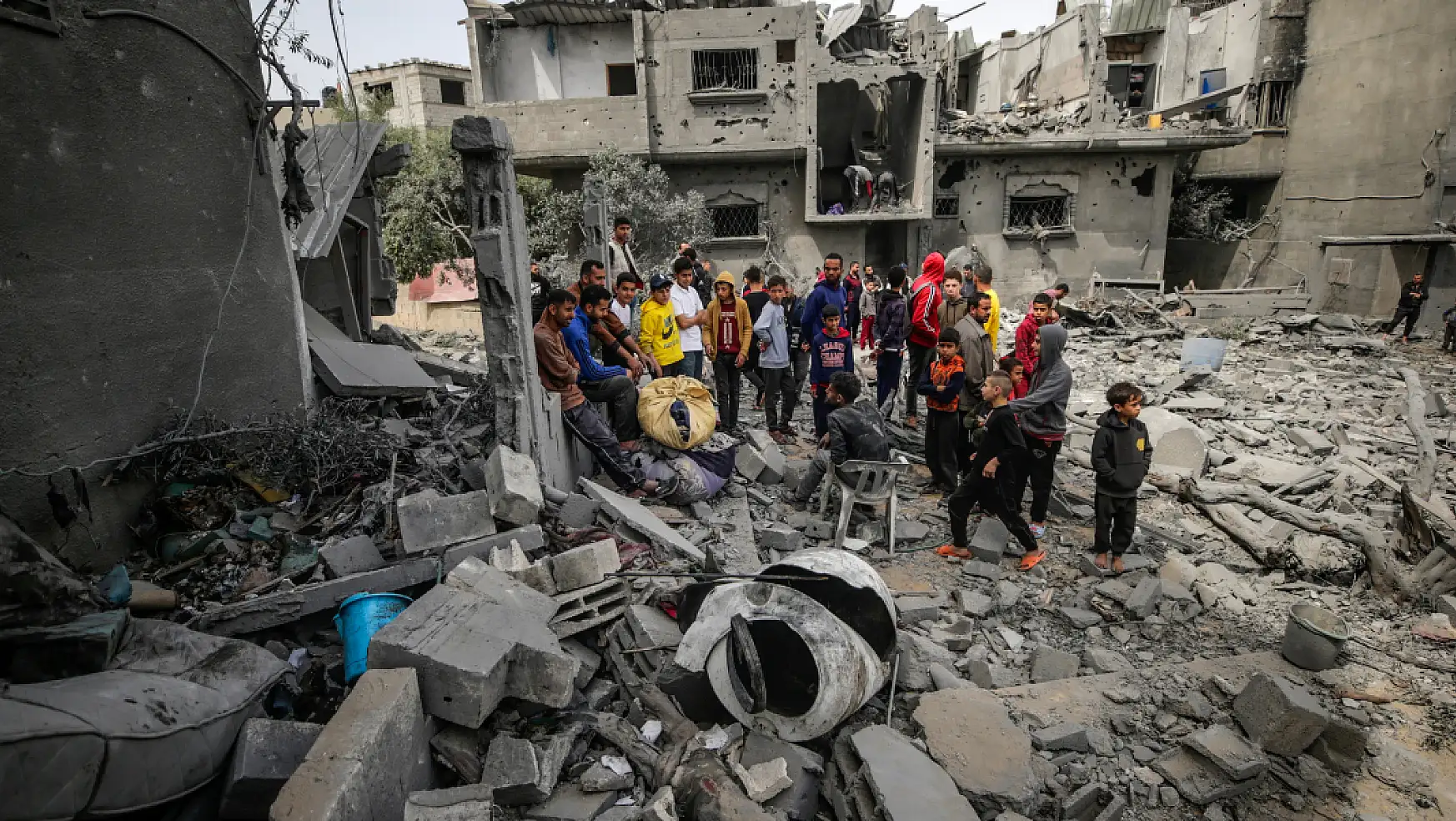Gazze Bombardıman Altında İsrail 3 Ayrı Noktayı Vurdu