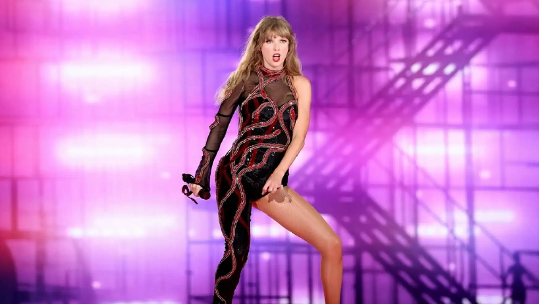 Taylor Swift'in Yeni Albümü Dünya Rekoru Kırdı