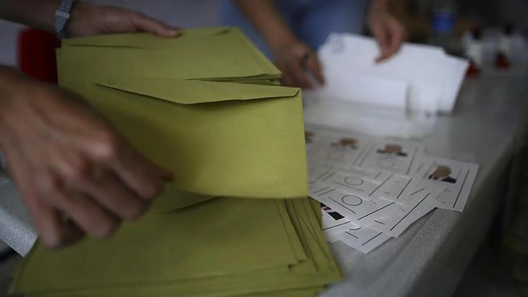 Yakılmış Oy Pusulası Bulunan Yerde Seçim İptal Edildi