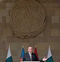 Cumhurbaşkanı Erdoğan Bakü'de 8 Kasım Zafer Günü Töreni'nde Konuştu