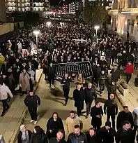 Depremlerde Yaşamını Yitirenler Sessiz Yürüyüşle Anıldı