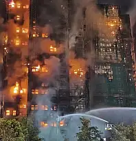 Hong Kong'daki Yangınında Ölenlerin Sayısı 156'ya Yükseldi