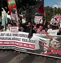 İsrail'in Gazze'deki Saldırılarını Protesto Eden Grup ABD Konsolosluğu'na Yürüdü