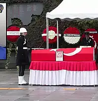 Şehit polis memuru Emre Albayrak için İstanbul İl Emniyet Müdürlüğünde tören düzenlendi