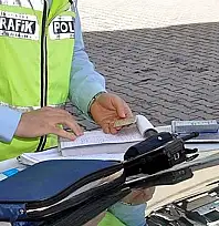 Trafikte Bütün Cezalar Değişiyor İşte Yeni Trafik Cezaları