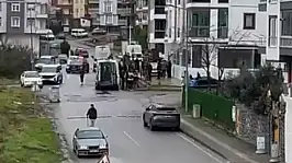 Müteahhit, tadilat yaptırdığı inşaat ustasını tabancayla vurdu