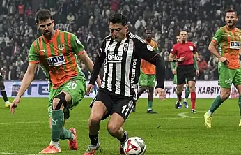 Beşiktaş Geriye Düştüğü MAçta Alanyaspor İle Berabere Kaldı