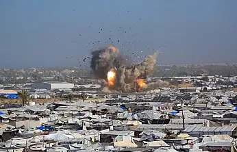 İsrail Ateşkese Rağmen Gazze'ye Saldırmaya Devam Ediyor