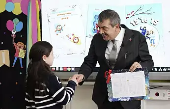 Milli Eğitim Bakan Tekin'den Karne Açıklaması Atatürk'ün Fotoğrafı Kaldırıldı mı?