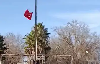Nusaybin Sınırında Provokasyon Türk Bayrağını İndirdiler