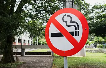 Sigara Yasağı Genişliyor Parklar Ve Sahiller Dumansız Alan Olacak