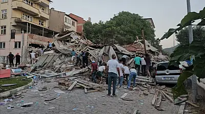 Balıkesir Depreminde GSM Operatörlerinin Çökmesine İlişkin Bakanlıktan Açıklama