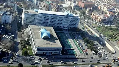 İBB Basın ve Halkla İlişkiler Daire Başkanı Taner Çetin'in ve 13 kişiye gözaltı kararı!