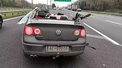 Otoyolda otomobil çekiciye çarptı 1 ölü, 1 yaralı