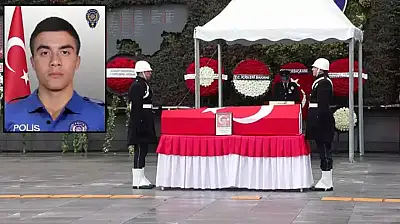 Şehit polis memuru Emre Albayrak için İstanbul İl Emniyet Müdürlüğünde tören düzenlendi