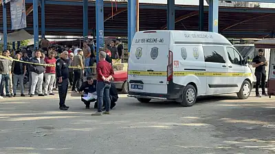 Semt pazarını kana buladılar: 2 ölü, 5 yaralı