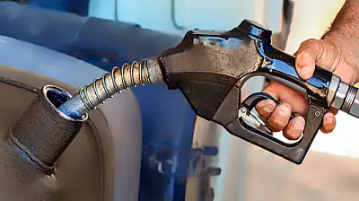 Sürücülerin Dikkatine: Akaryakıta Dev Zam Geliyor!