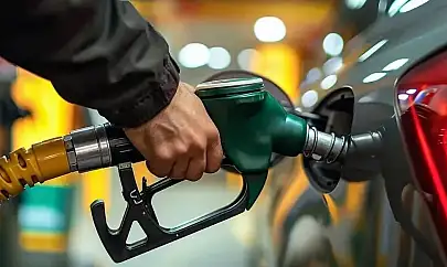 Benzine Zam Geldi! Motorine Zam Ne Zaman Gelecek?