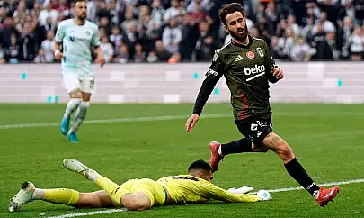 Beşiktaş, Adana Demirspor'u 4 Golle Geçti!