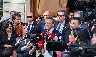 CHP Genel Başkanı Özgür Özel, TÜSİAD Ziyaretinin Ardından Gazetecilerin Sorularını Cevapladı