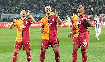 Lider Galatasaray Trabzon'da Kazandı Şampiyonluğa Bir Adım Kaldı!