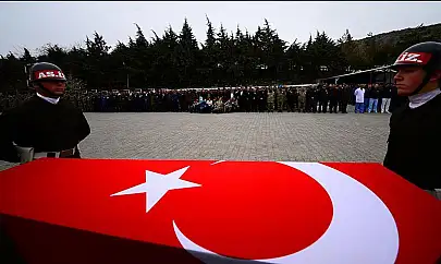 Pençe Kilit Harekatı bölgesinde 3 Mehmetçiğimiz daha şehit oldu