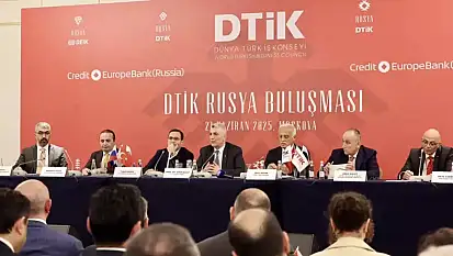 Bakan Bolat, Rusya'da Türk İş İnsanları İle Bir Araya Geldi