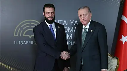 Cumhurbaşkanı Erdoğan 8 Aralık Suriye Devrimi'ni Tebrik Etti
