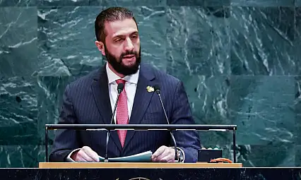 BM Güvenlik Konseyi, Suriye Devlet Başkanı Eş-Şara'ya yönelik yaptırımları kaldırdı