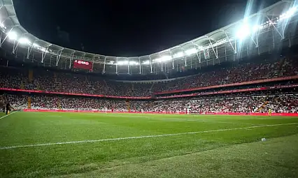 Türkiye - Romanya Maçına Beşiktaş Stadı Ev Sahipliği Yapacak