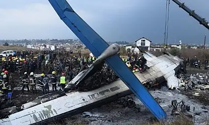 Yolcu Uçağı Düştü! 18 Ölü, 1 Yaralı