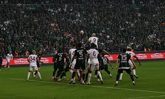 Kocaelispor, Galatasaray'ı Devirdi! Sarı-Kırmızılıların Yenilmezlik Serisi Sona Erdi