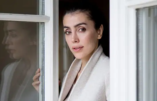 Tepkiler Üzerine Azra Kohen Açıklama Yaptı! Asla Öyle Bir Şey Yok