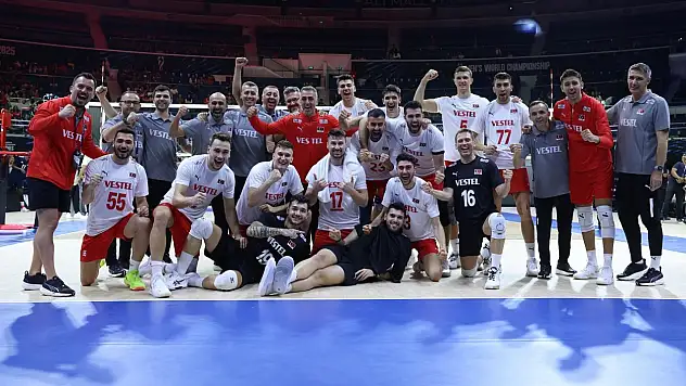 12 Dev Adam Dünya Şampiyonası'nda son 16 turuna yükseldi!