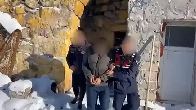 30 ayrı dolandırıcılık suçundan aranan hükümlü yakalandı