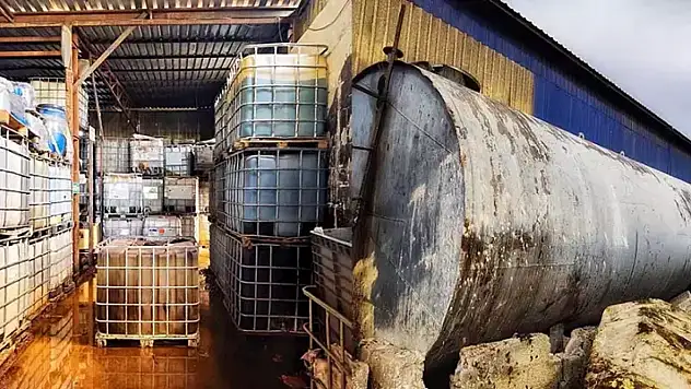 42 milyon liralık kaçak akaryakıt ele geçirildi 2 gözaltı