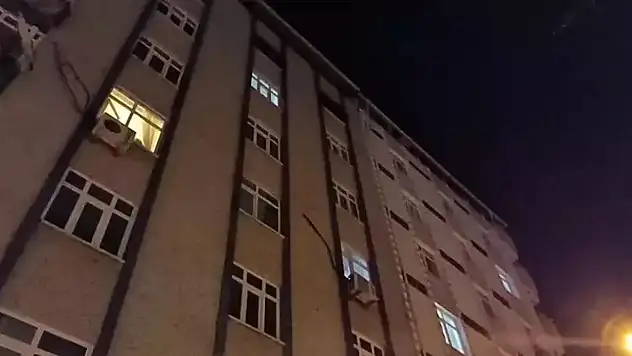 7 katlı bina duvarlarından çatlama sesleri! Bina boşaltıldı