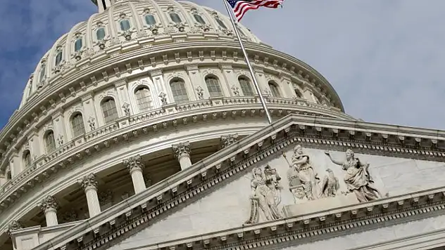 ABD'de hükümet, Kongre'nin geçici bütçe tasarısını onaylamaması nedeniyle kapandı