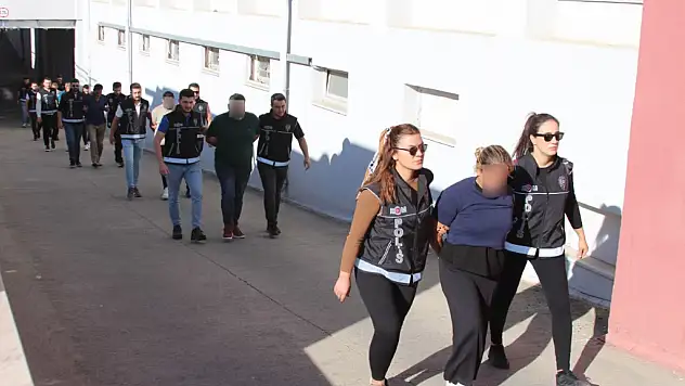 Adana'da 80 milyonluk sahte tapu şebekesi çökertildi