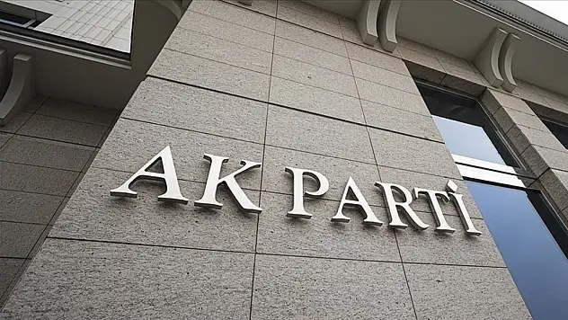 AK Parti'de 8 ilde görev değişimi! Partiden açıklama